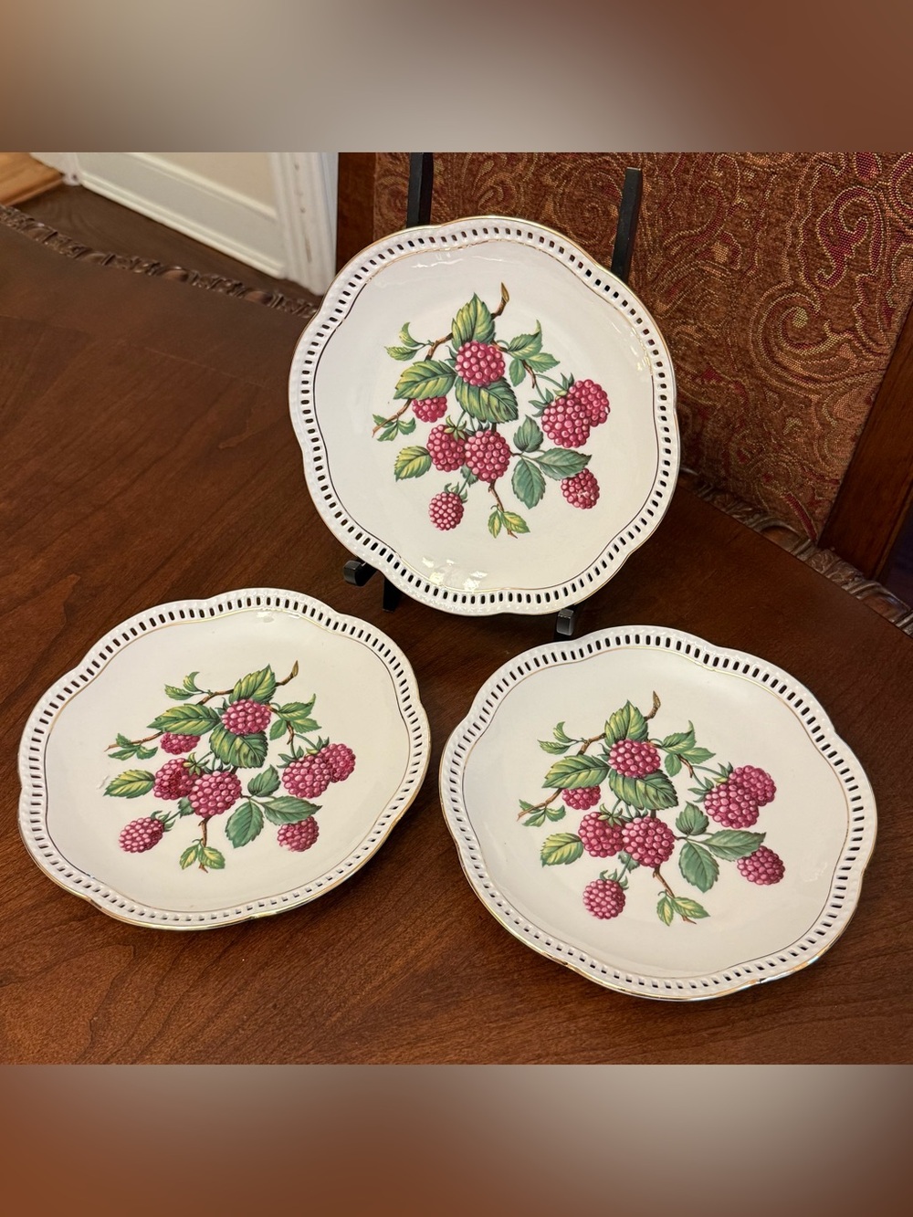 3 Vintage Schumann Arzberg Germany #76 Porcelain Reticulated Berries Plates